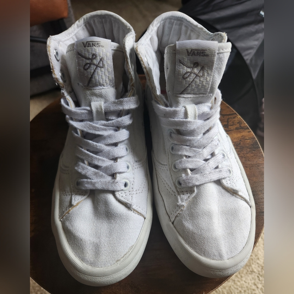 Vans The Lizzie White Sneakers Womens 6.5 - Picture 2 of 6